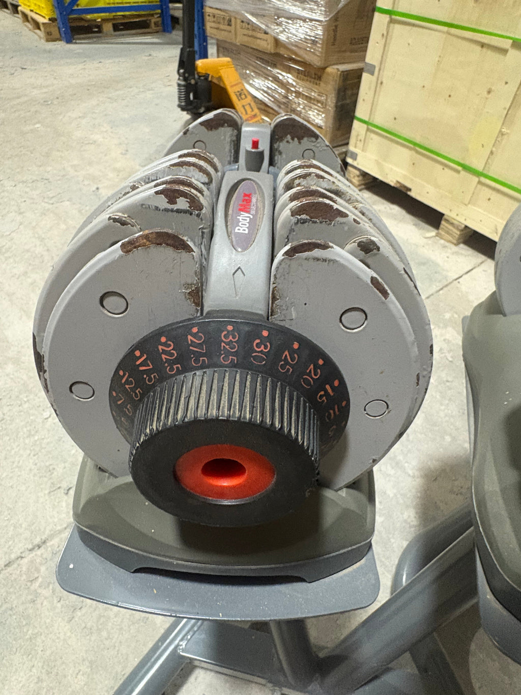 Haltère réglable 5-32,5 kg d'occasion + support